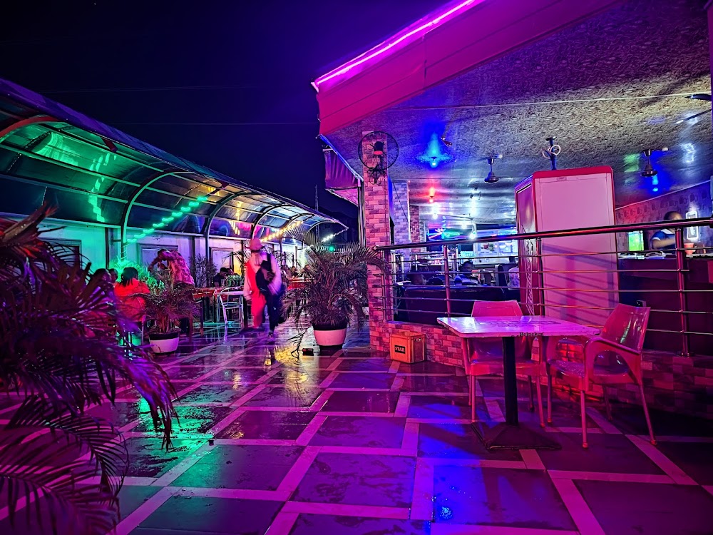Lounge 360